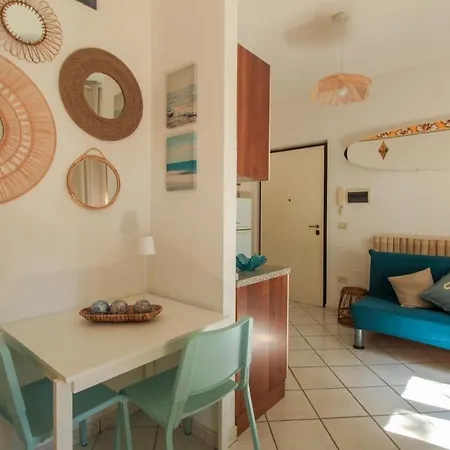 Apartment Sea And Nature, With Terrace In Marina *