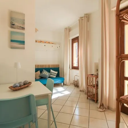 Apartment Sea And Nature, With Terrace In Marina